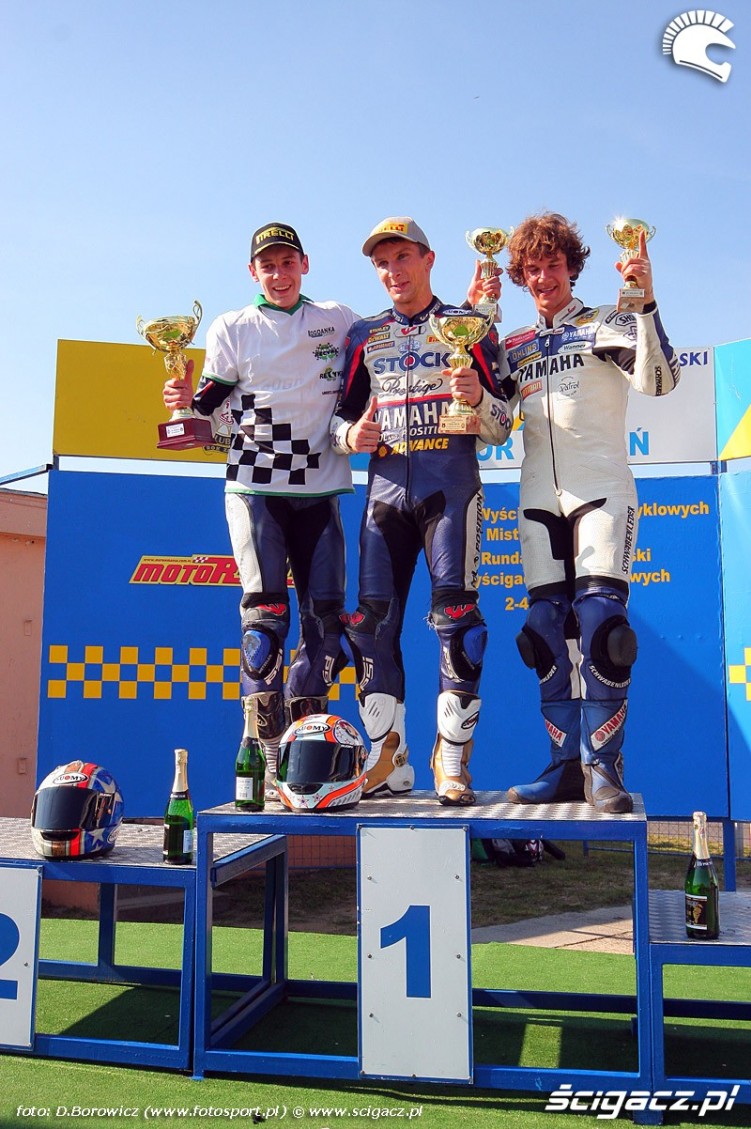 podium supersport superstock 600 wmmp poznan vi runda 2011 b mg 0293