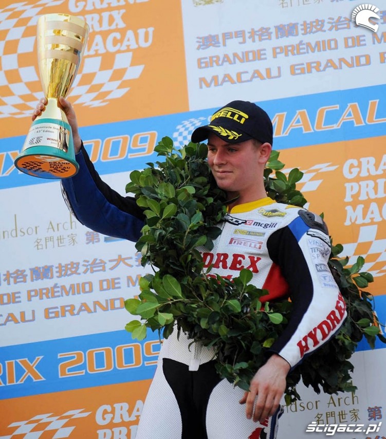 Stuart Easton wygral GP Macao 2009