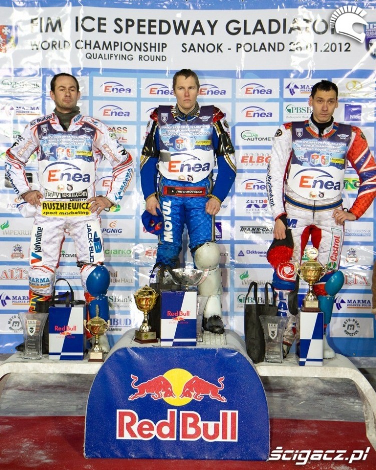 ice racing podium