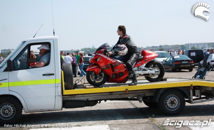 1 4 mili Lotnisko Bemowo Gecko Cup dostawa motocykla