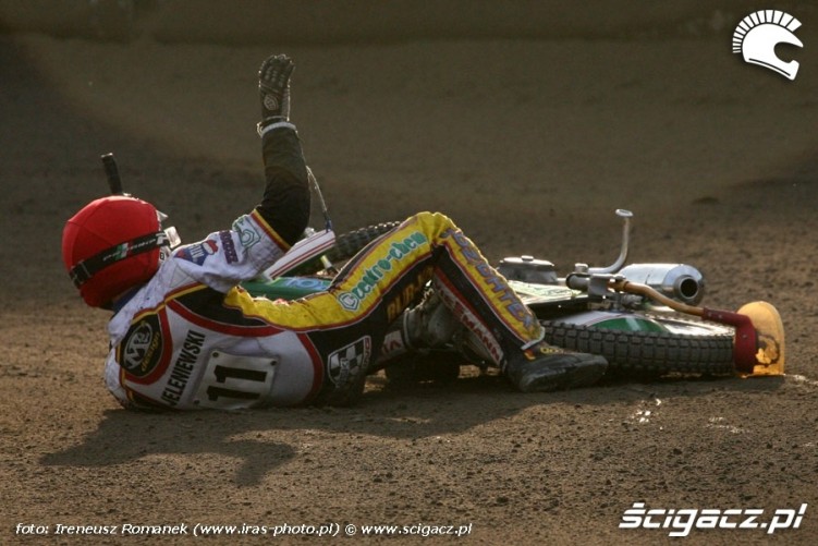 43 daniel jeleniewski upadek