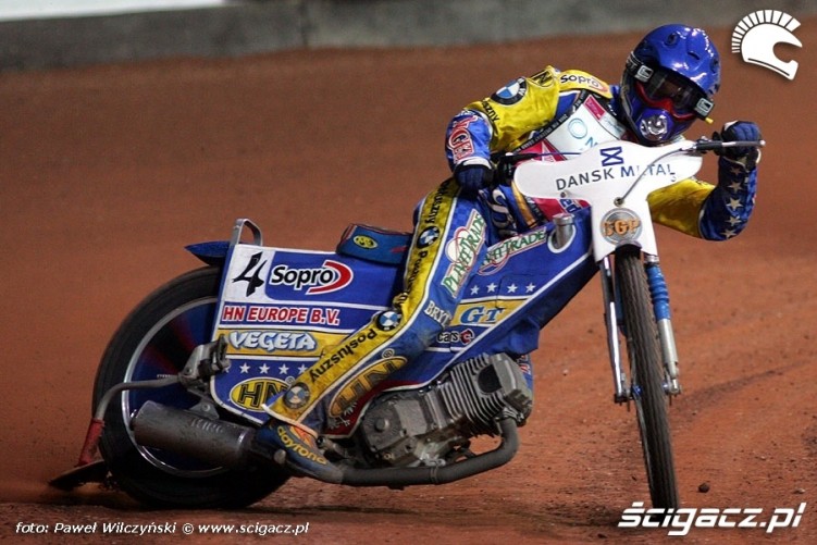 16 Tomasz Gollob