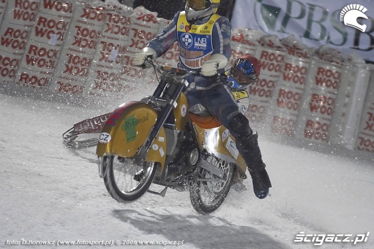 ice speedway sanok