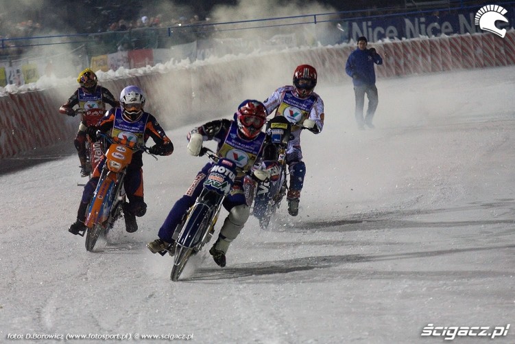 pierwszy luk sanok ice racing 2010 a mg 0092