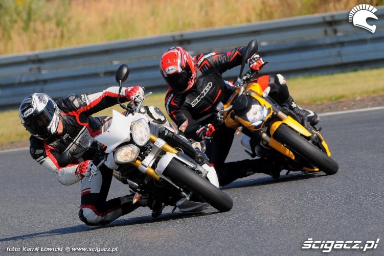 Mala patelnia Triumph Speed Triple R Ducati Streetfighter 848