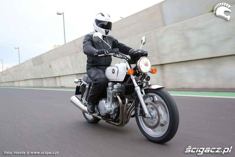 Klasyka Honda CB1100 2013
