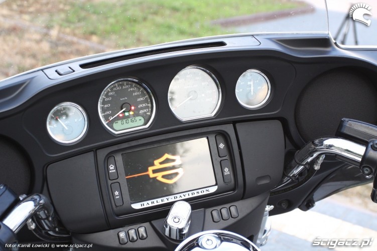 Centrum dowodzenia Harley Davidson Electra Glide Ultra Classic MY 2014