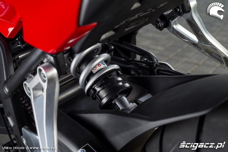 Tylny amortyzator Honda CB650F 2014