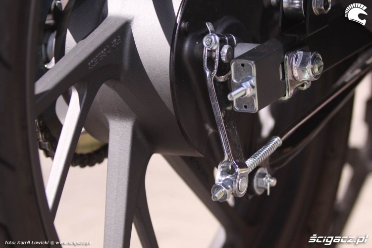 Zdjęcia Hamulec bebnowy Honda CB125F 2015 Honda CB125F
