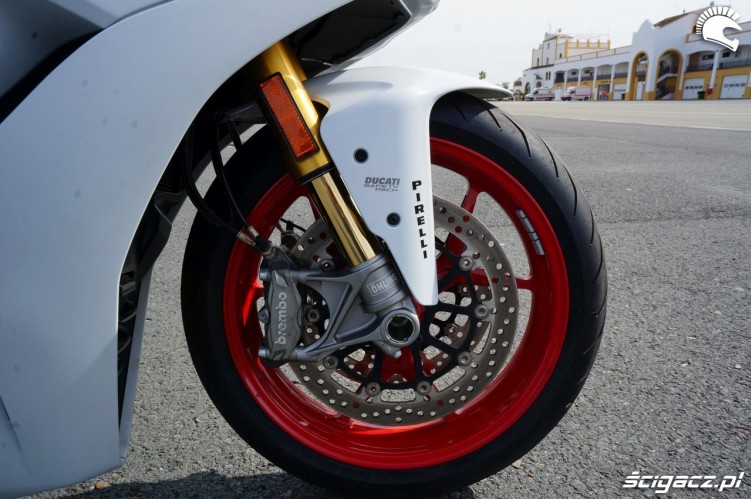 Ducati Supersport S doskonale hamulce Brembo