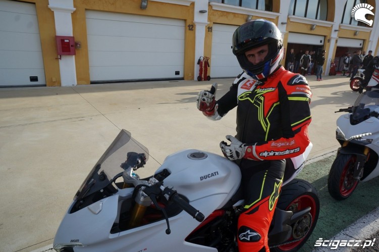 Ducati Supersport S i Bartek Wiczynski