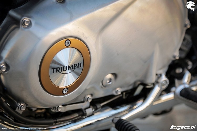 Triumph Bonneville T100 pokrywa silnika