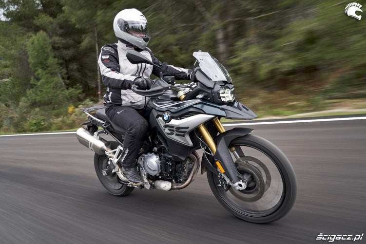 BMW F850GS Exclusive road move2