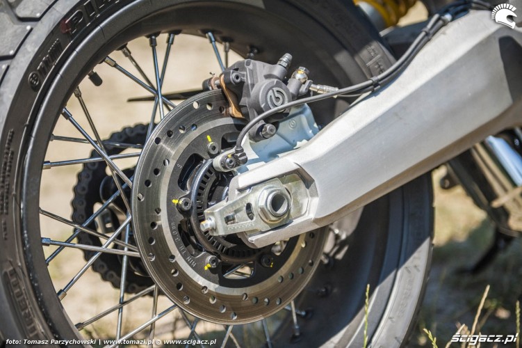Ducati Scrambler 1100 Special test motocykla 2018 hebel tyl