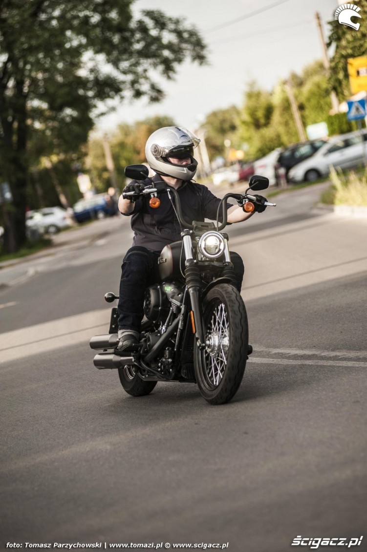 Harley Davidson Street Bob 2018 test 10
