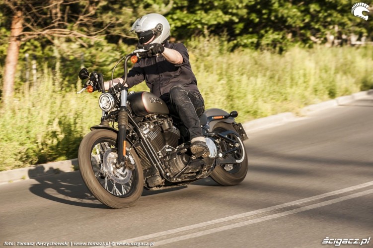 Harley Davidson Street Bob 2018 test dynamika