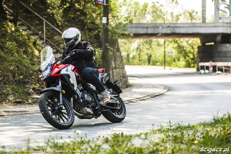 Honda CB500X test motocykla 2019 akcja