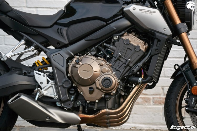 Honda CB650R 2019 statyka 16