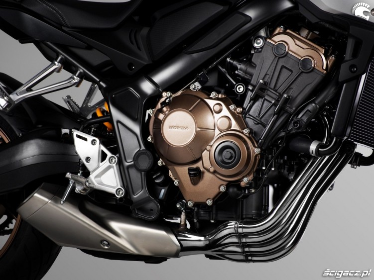 Honda CB 650 R 2019 studio 18