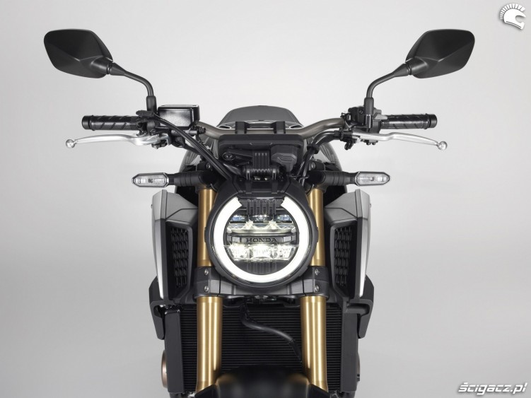 Honda CB 650 R 2019 studio 23