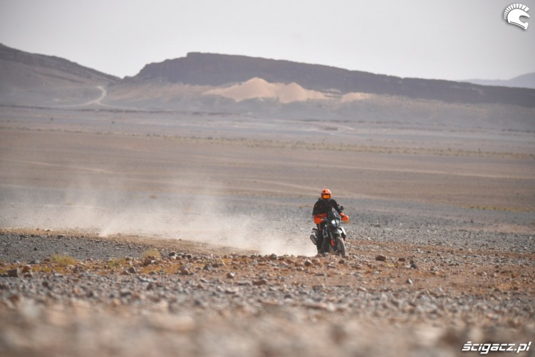 KTM 790 Adventure off road 04