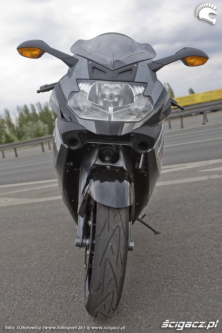 przod motocykla test bmw k1300s a mg 0112