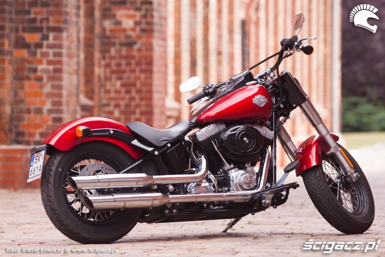 alejka bok Harley Davidson Softail Slim