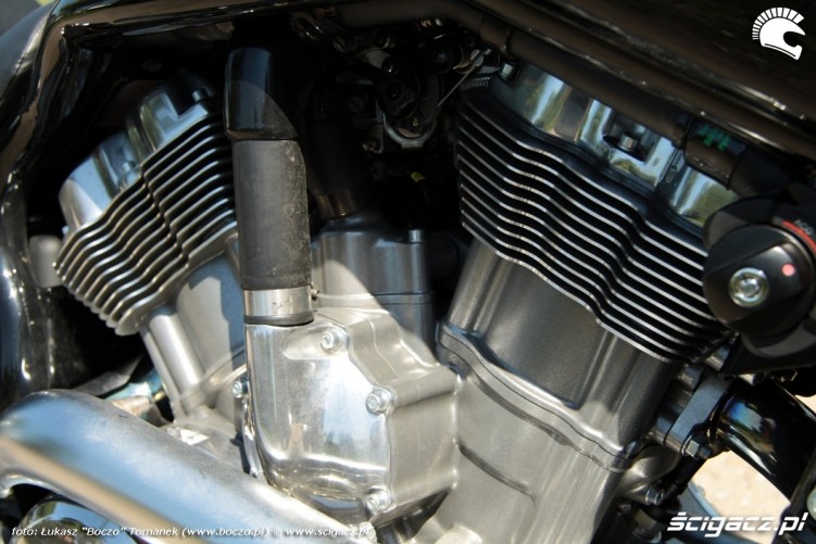 mocarny silnik Harley Davidson V Rod Muscle