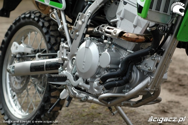 Kawasaki KLX 250 silnik