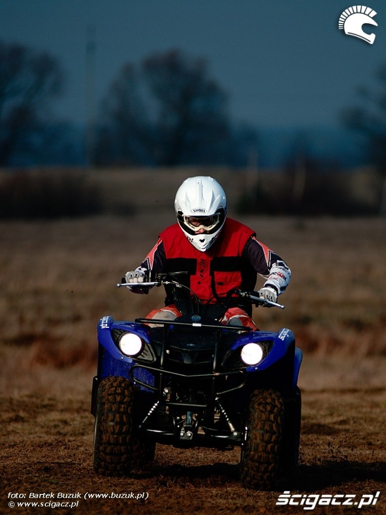 yamaha grizzly na wprost