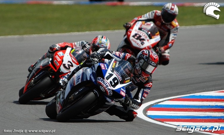 Spies Biaggi Fabrizio SBK Race Brno