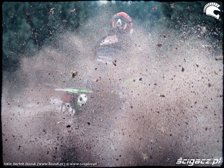Kawasaki KFX450R uzyznia glebe