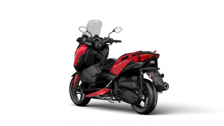 2018-Yamaha-XMAX-125-ABS-EU-Radical-Red-VR360-017