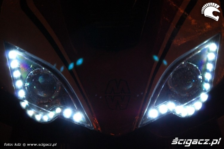 pozycje LED noc Magnet RS Motowell