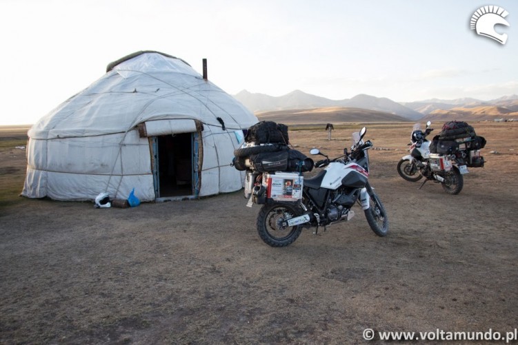 31 Kirgistan namiot