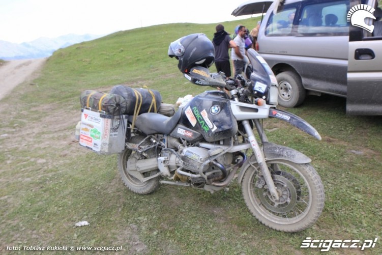 Motocykl BMW podczas wyprawy