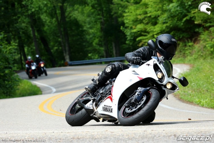 tail of the dragon R1
