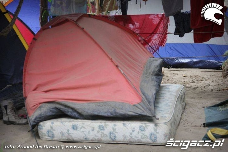 hardkorowy namiot