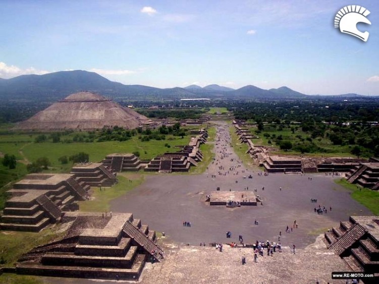 Teotihuacan-Piramides4