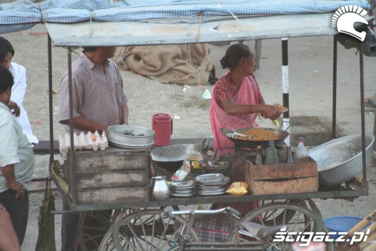 jedzenia sprzedawane na ulicy