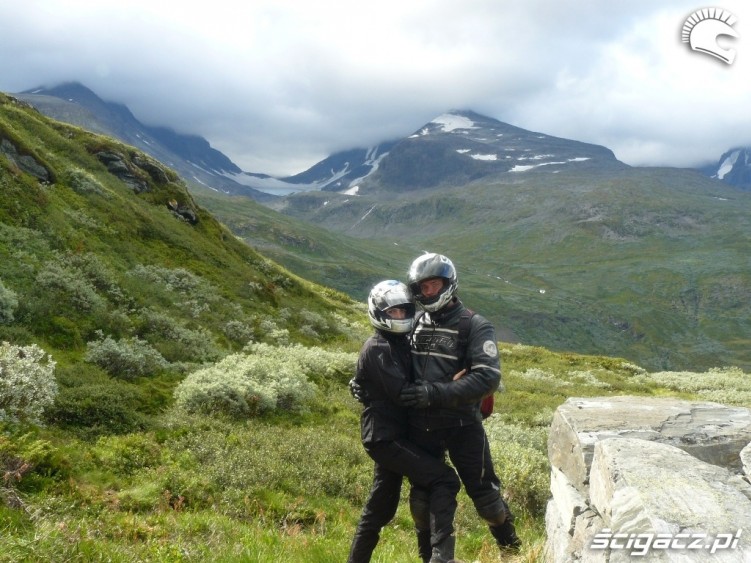 Motocyklisci Norwegia Hayabusa na Nordkapp