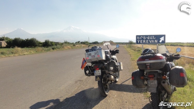 yerevan droga w Armenii