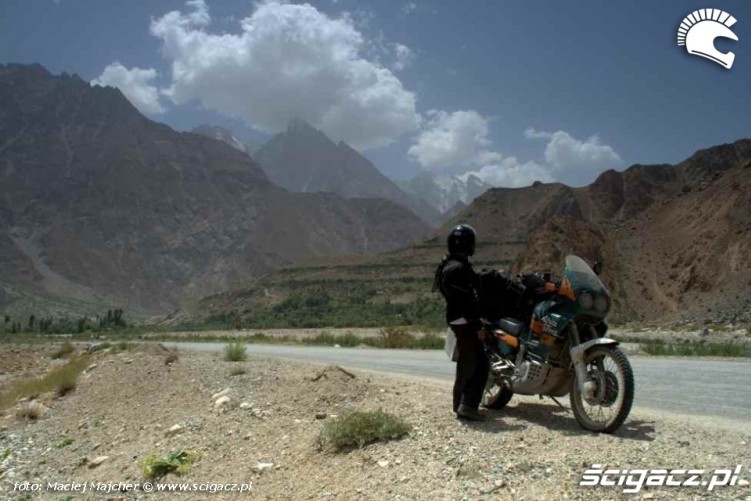 Tadzykistan przy drodze