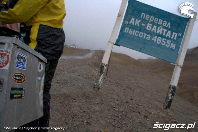 przelecz Ak-Bajtal 4655 m n p m Tadzykistan