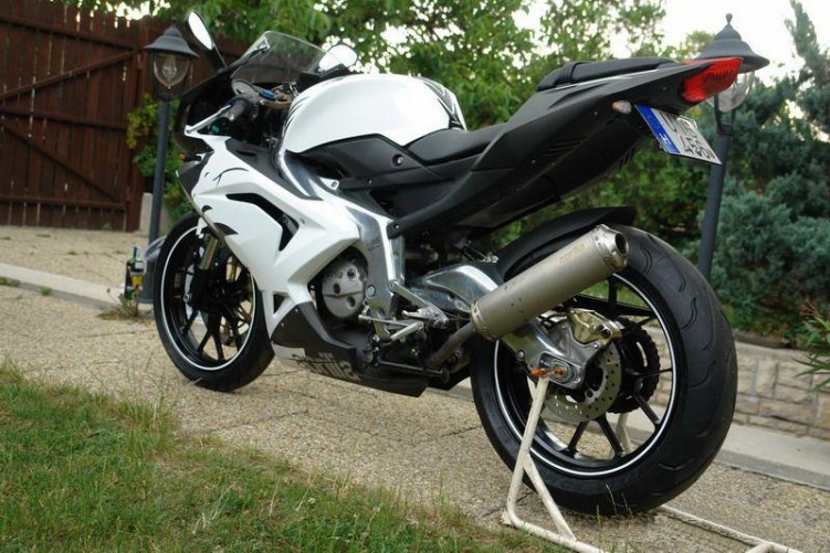 RS 125