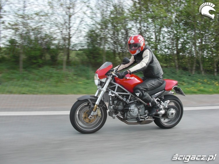 Ducati Monster S4R jazda 2