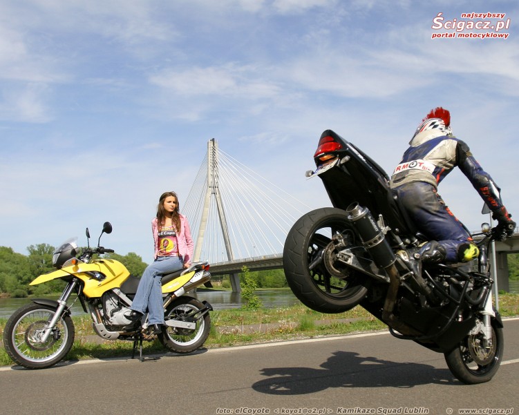 bmw650gs cbr stoppie 1280 1024