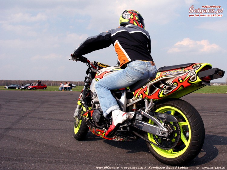 baza lotnisko 1024 768