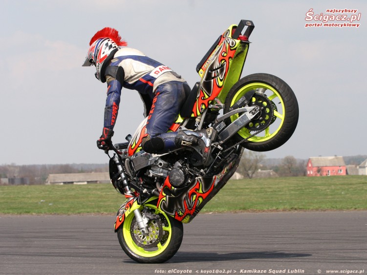 raptowny stop ie 1024 768