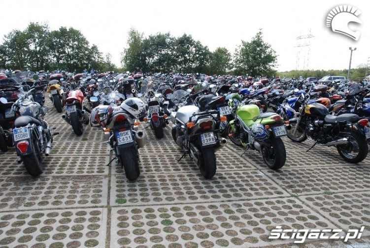 Parking moto GP Brno